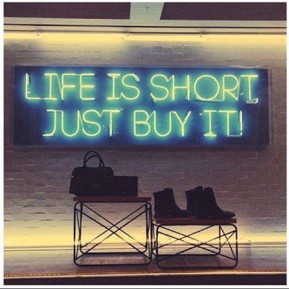 Meet your Posher, Camille - Picture 3 of 3